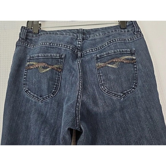 Chico's Platinum ~Woman Size 1.5 Short~ Blue Denim Bootcut Jeans Stretch. - Picture 9 of 12